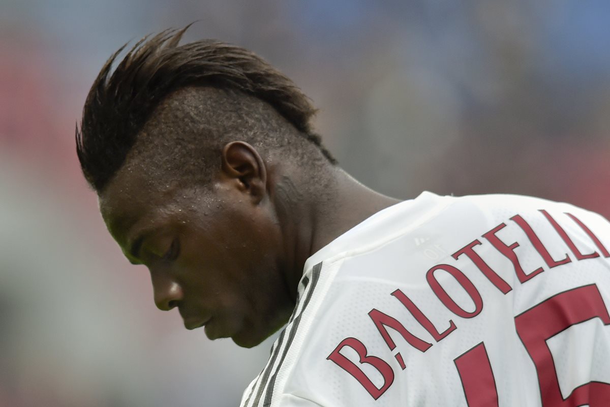 Balotelli tuvo un paso insípido por el AC Milán. (Foto Prensa Libre: AP)