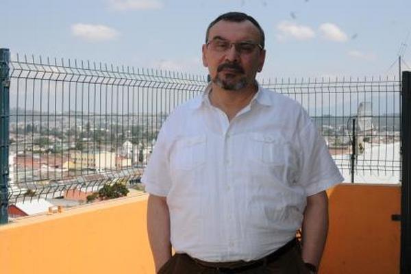 Luis Eduardo Rivera, escritor. (Foto Prensa Libre: Ángel Elías)