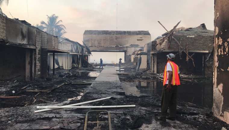 Imagen del chalet después del incendio. (Foto Prensa Libre: Cortesía)