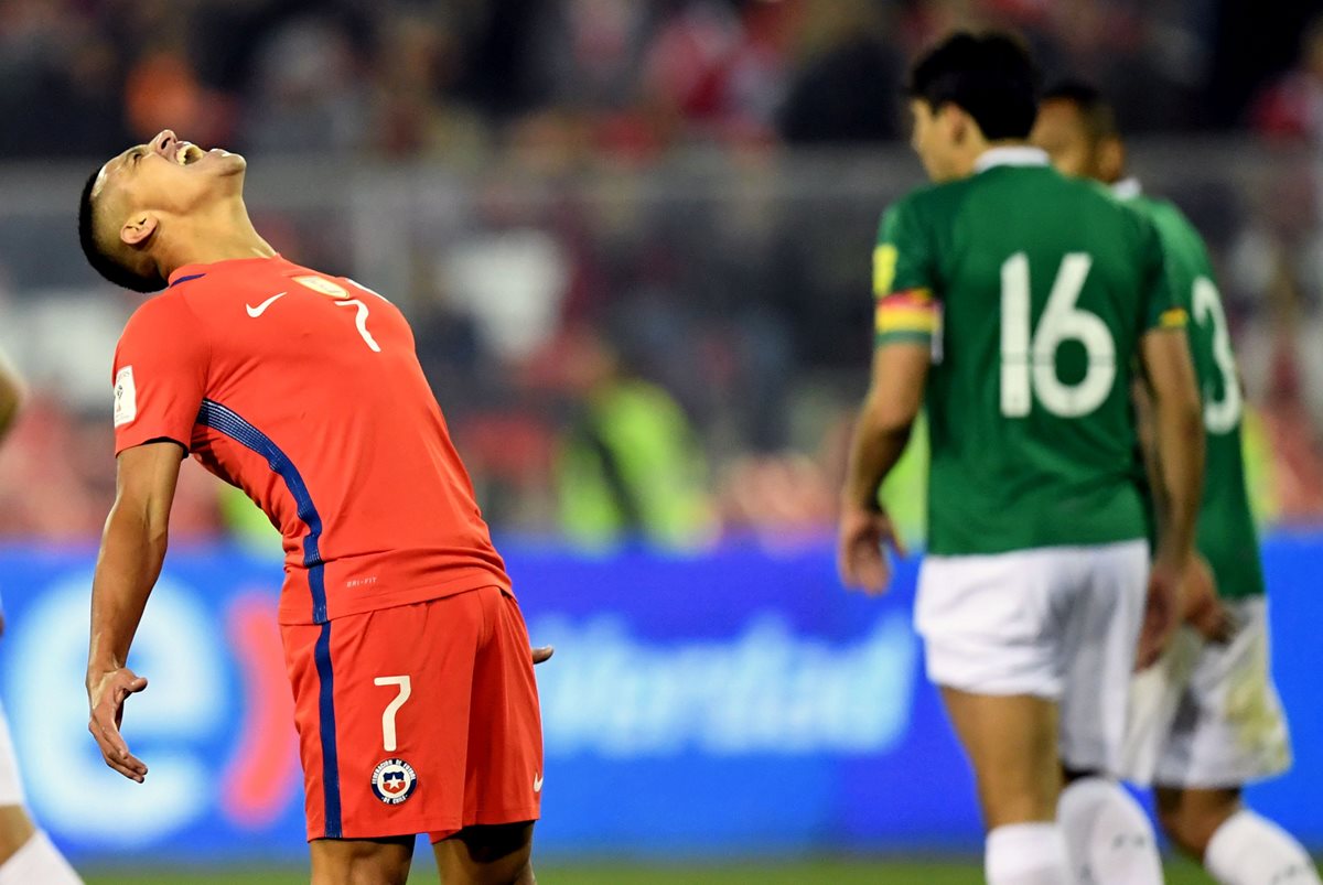 El partido entre Chile y Ecuador terminó en empate por las eliminatorias mundialistas. (Foto Prensa Libre: AFP)