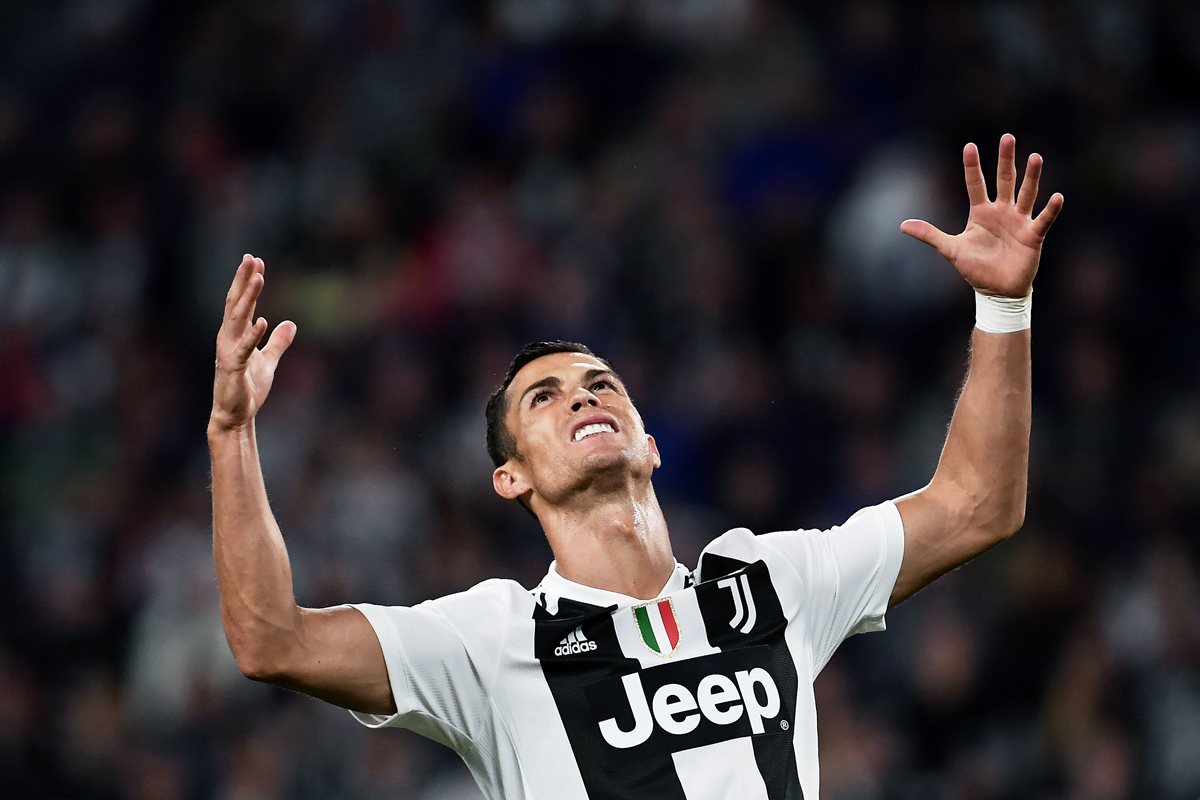 Cristiano Ronaldo se perderá un partido en Champions con la Juventus. (Foto Prensa Libre: AFP)