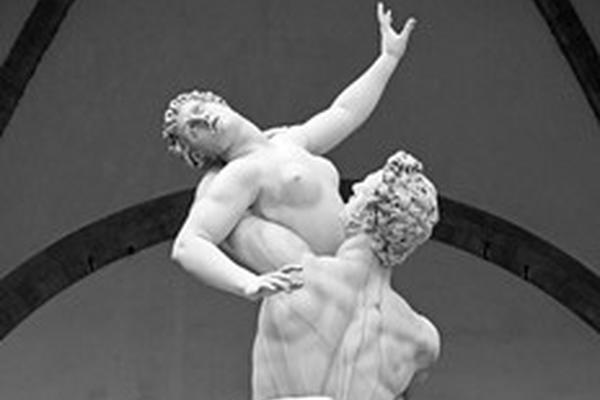 Esta escultura fue tallada por Juan de Bolonia en 1582.