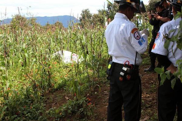 Lugar donde fue encontrado el cadáver degollado de Sara  Alvarado, en Sibilia, Quetzaltenango. (Foto Prensa Libre: Carlos Ventura)