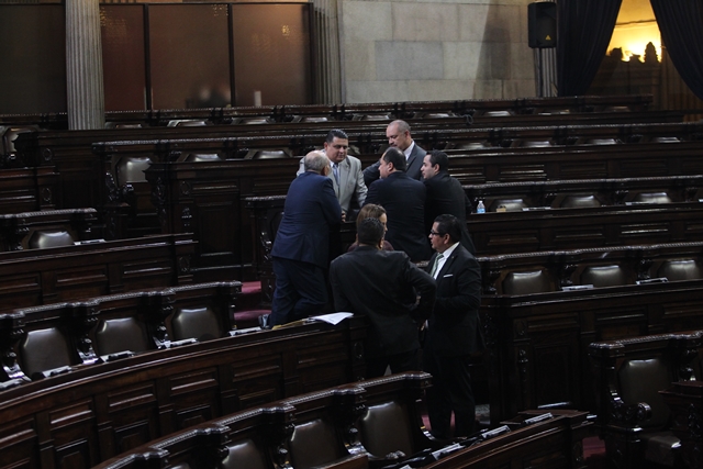 Diputados han jugado con el quórum en el Congreso para evitar avanzar en algunos temas que no les interesan. (Foto Prensa Libre: Hemeroteca PL)
