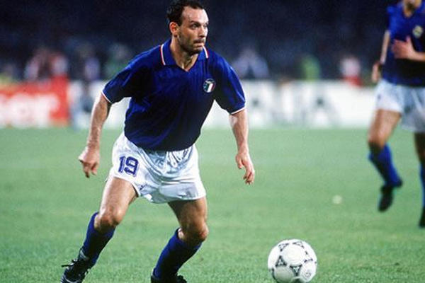 Salvatore Schillaci, de Italia, fue el mejor de su selección en el Mundial de Italia 90. (Foto Prensa Libre: Archivo)