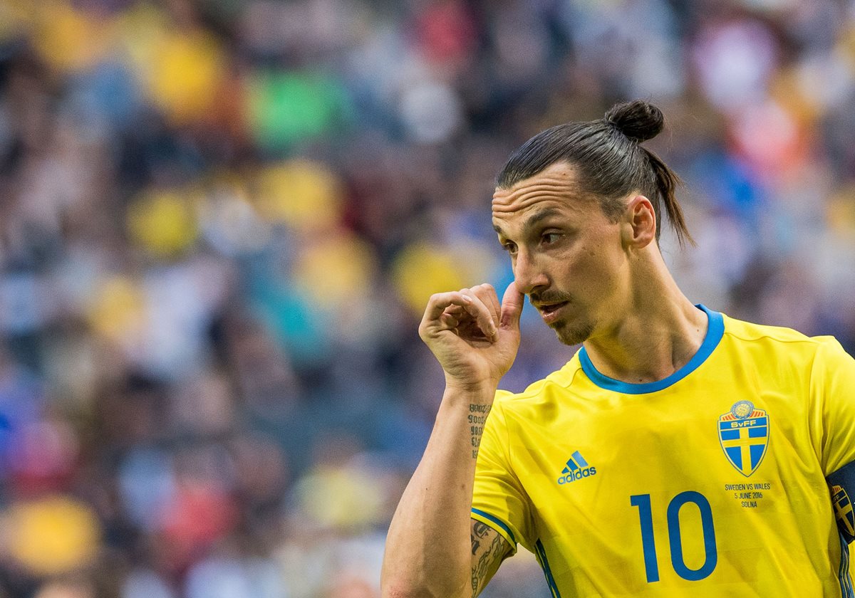 Zlatan Ibrahimovic había expresado su deseo por ir al Mundial de Rusia 2018. (Foto Prensa Libre: AFP)