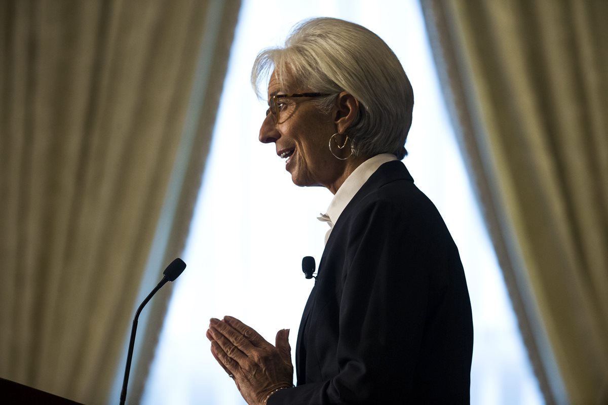 La directora gerente del Fondo Monetario Internacional (FMI), Christine Lagarde, deberá enfrentar a la justicia francesa. (Foto Prensa Libre: EFE).