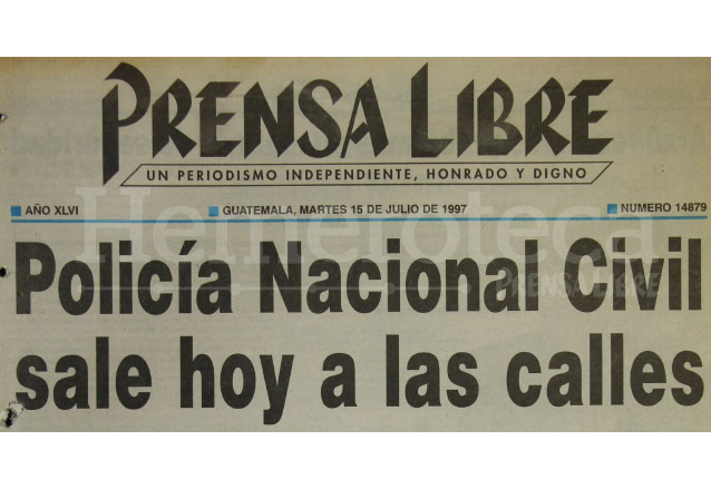 Titular de Prensa Libre del 15 de julio de 1997. (Foto: Hemeroteca PL)