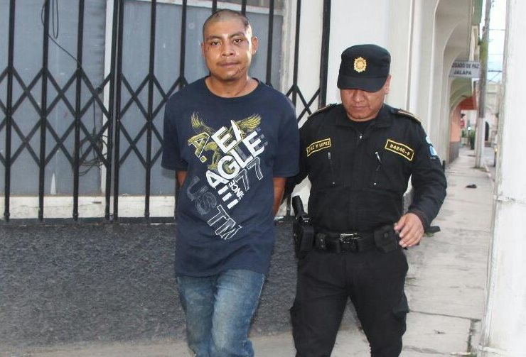 Emilio Nájera y Nájera, 19, detenido por la Policía Nacional Civil (Foto Prensa Libre: Hugo Oliva)