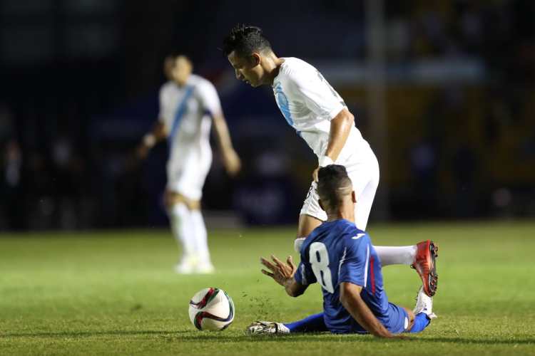 Guatemala logró evadir el juego fuerte de los cubanos. (Foto Prensa Libre: Francisco Sánchez).