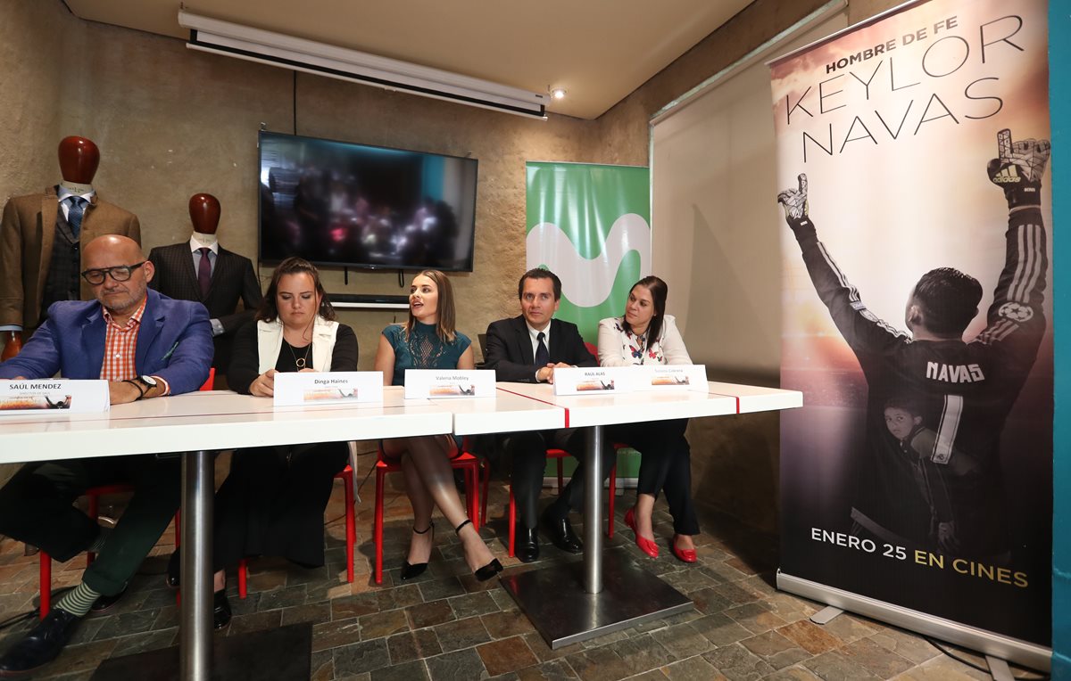 La presentación oficial de la película Un hombre de Fe, se realizó ayer por parte de los patrocinadores, equipo de producción y elenco de la cinta. (Foto Prensa Libre: Francisco Sánchez)
