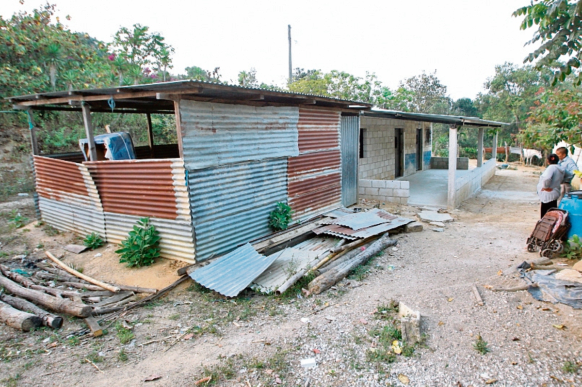 Un proyecto habitacional, en Chinautla, motivó la pesquisa contra Arnoldo Medrano. (Foto Prensa Libre: Álvaro Interiano)