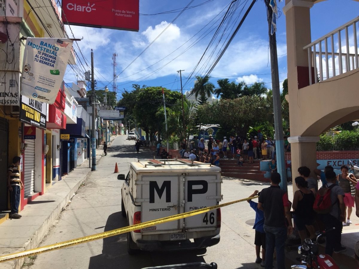 Un ataque armado dejó un muerto y dos heridos en Concepción Las Minas, Chiquimula. (Foto Prensa Libre: Mario Morales)