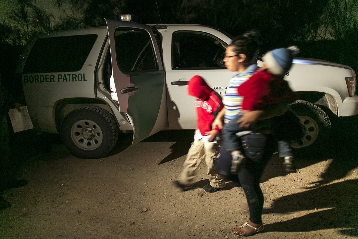 Guatemala tuvo la mayor cantidad de familias y niños aprehendidos en la frontera de EEUU. (Foto Prensa Libre: AP)
