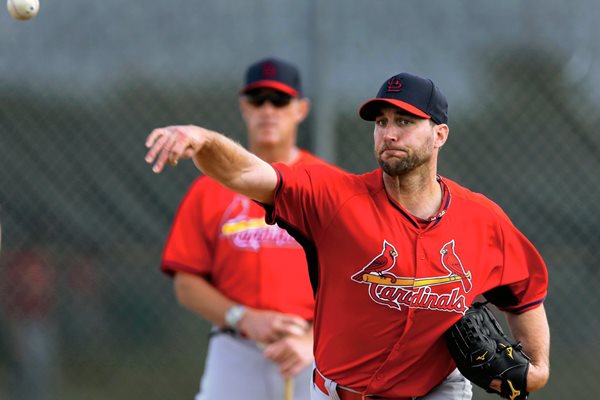 Adam Wainwright, captado durante un entrenamiento de los cardenales de San Luis. (Foto Prensa Libre: AP)