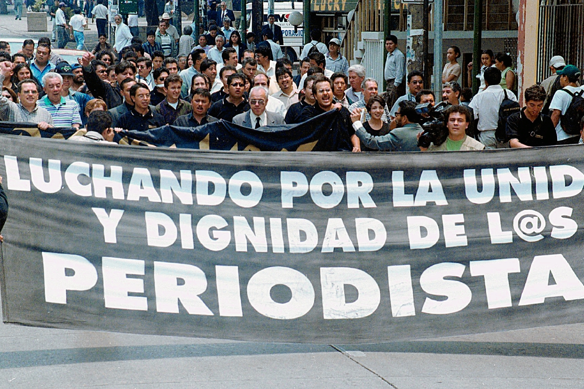 Manifestación de periodistas durante el día internacional de la libertad de prensa. Foto: Hemeroteca PL