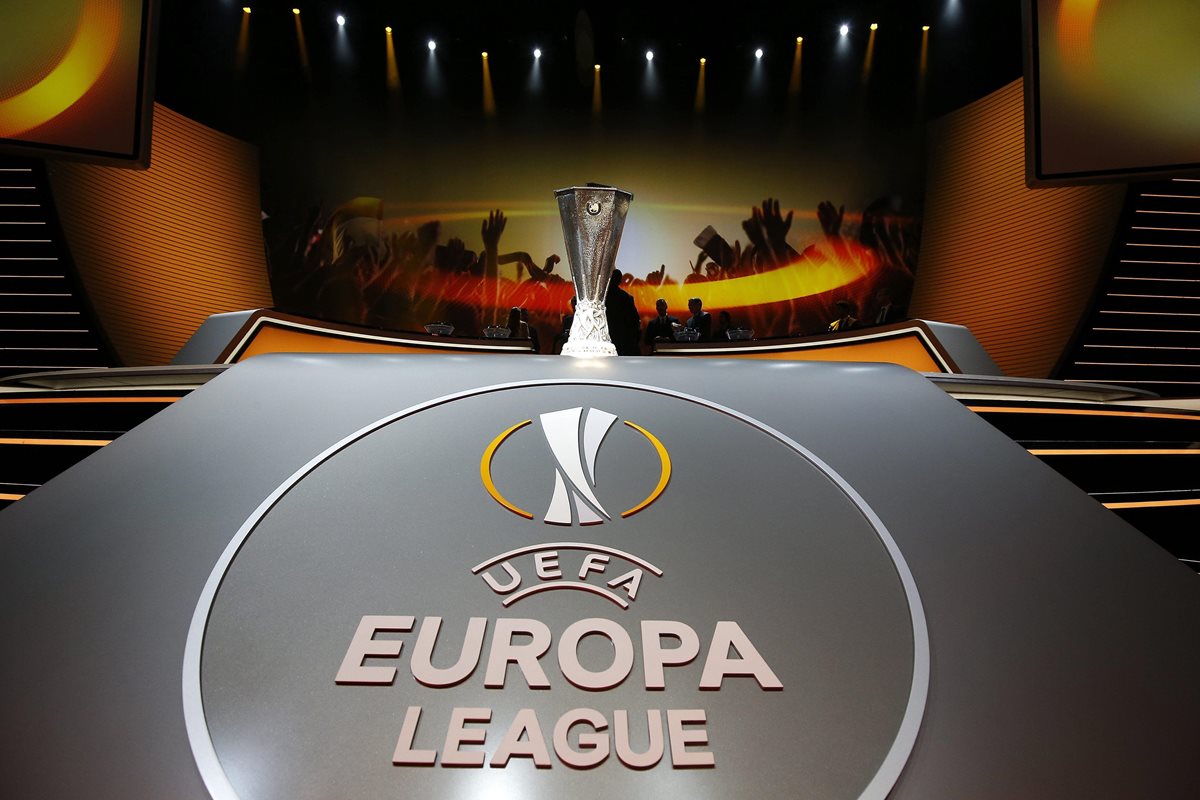 Para la temporada 2018-1019 las ligas más poderosas de Europa tendrán más plazas en la fase de grupos. (Foto Prensa Libre: EFE)