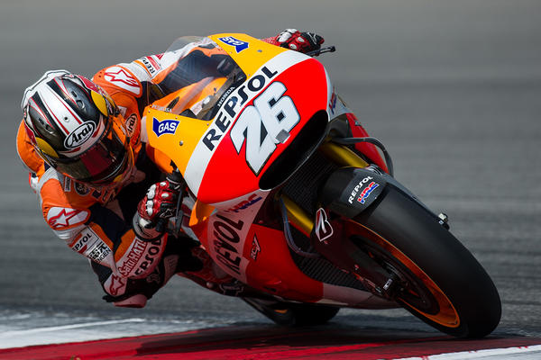 Dani Pedrosa fue el más rápido en el segundo día de prácticas en Sepang, Malasia. (Foto Prensa Libre: AFP)