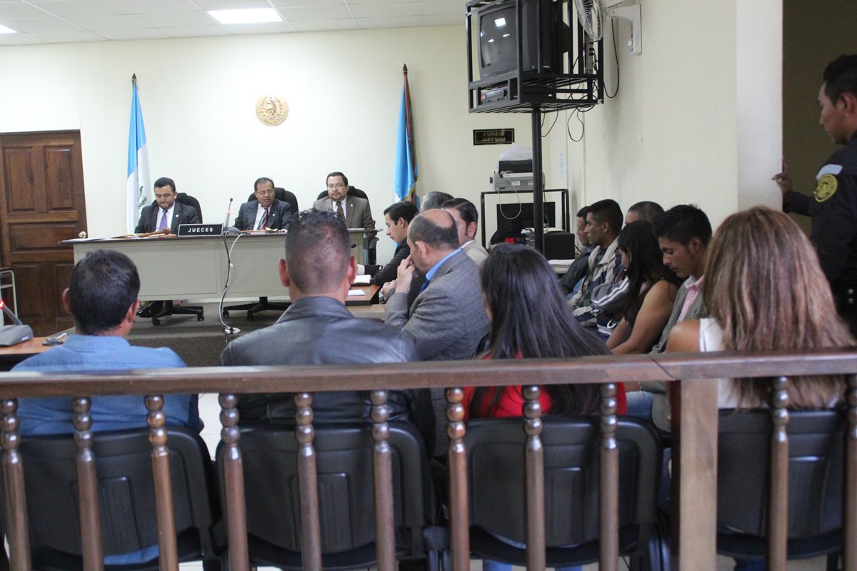 Juez del Tribunal de Sentencia de Huehuetenango da a conocer condena por caso de secuestro. (Foto Prensa Libre: Mike Castillo)