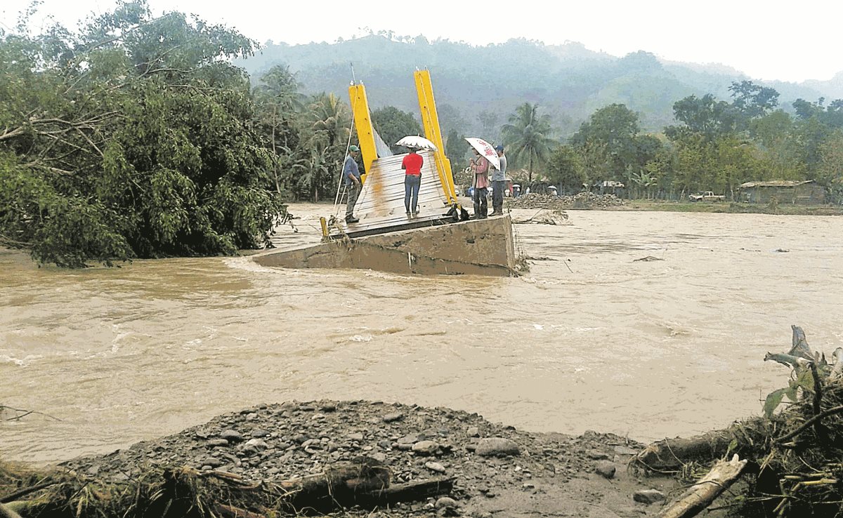 Inusuales lluvias en Guatemala dejan casi 100 mil afectados