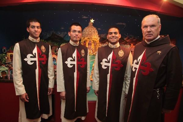 Guillermo Castillo, Juan Ramón Cálix, Tomás López y el presbítero Alvaro Mejía