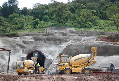 El ingreso a la mina San Rafael. (Foto Prensa Libre: ARCHIVO).