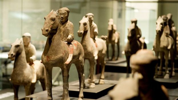 Caballos y carretas también formaban parte del ejército con que se enterró al emperador. GETTY IMAGES