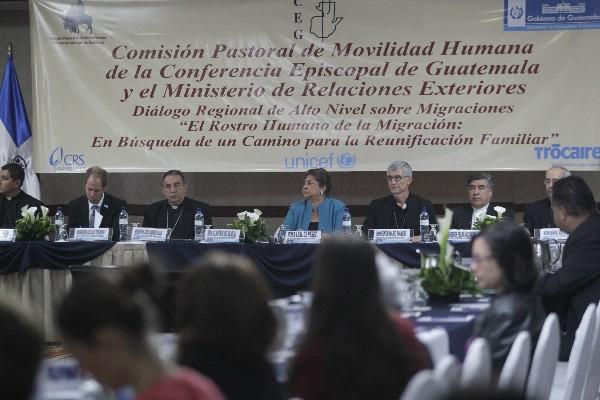 La esposa del presidente, Rosa Leal,   participa junto a obispos de EE. UU., México y Centroamérica, en el foro regional sobre migraciones.