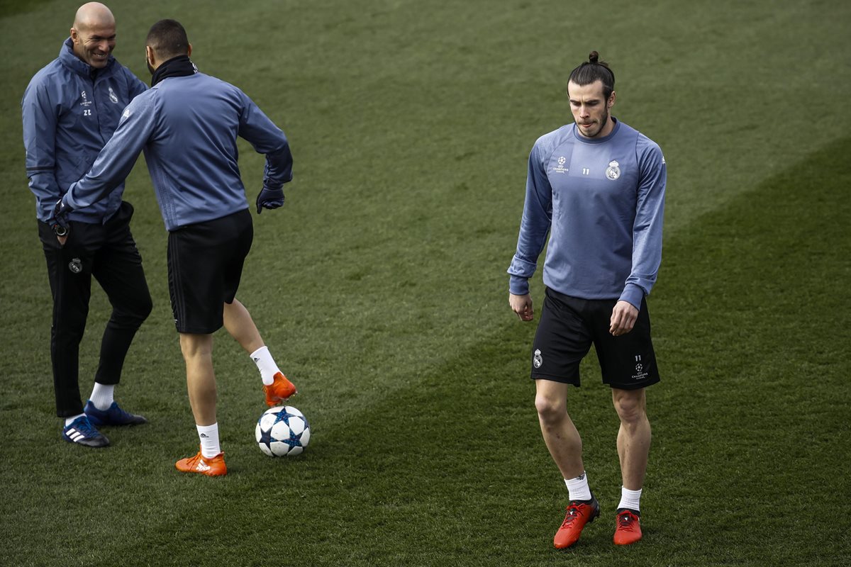 El galés Gareth Bale no entra en la convocatoria del Real Madrid para disputar el partido de ida de los octavos de final de Liga de Campeones ante el Nápoles. (Foto Prensa Libre: EFE)
