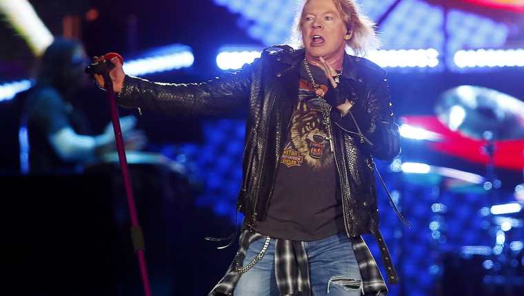 Axl Rose, vocalista de Guns N' Roses, dijo que quería tocar junto a U2 y Pearl Jam (Foto Prensa Libre: EFE).