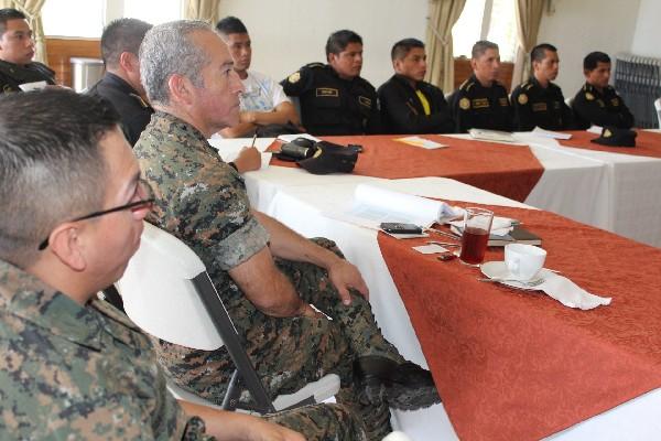 Copredeh invitó a militares a clausura de talleres para la PNC.