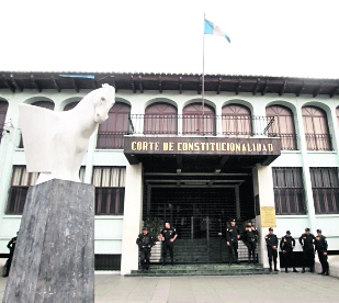 La CC decidió separar de la magistratura titular a Manuel Duarte. (Foto Prensa Libre: Hemeroteca PL)