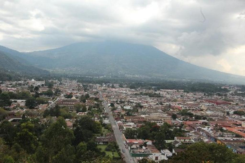 Vista de la ciudad de Antigua Guatemala, Sacatepéquez. (Foto Prensa Libre: Hemeroteca PL).