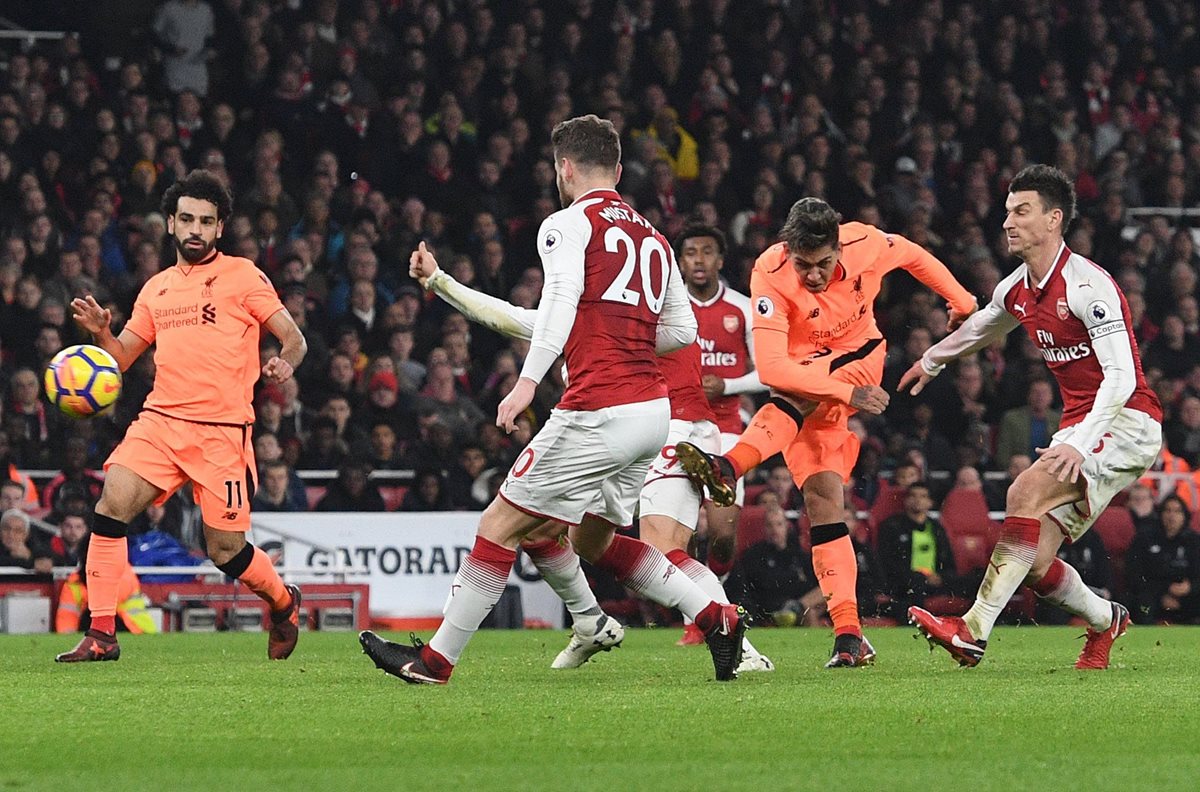 Firmino rescató el empate para el Liverpool y le arrebató la remontada al Arsenal. (Foto Prensa Libre: EFE)