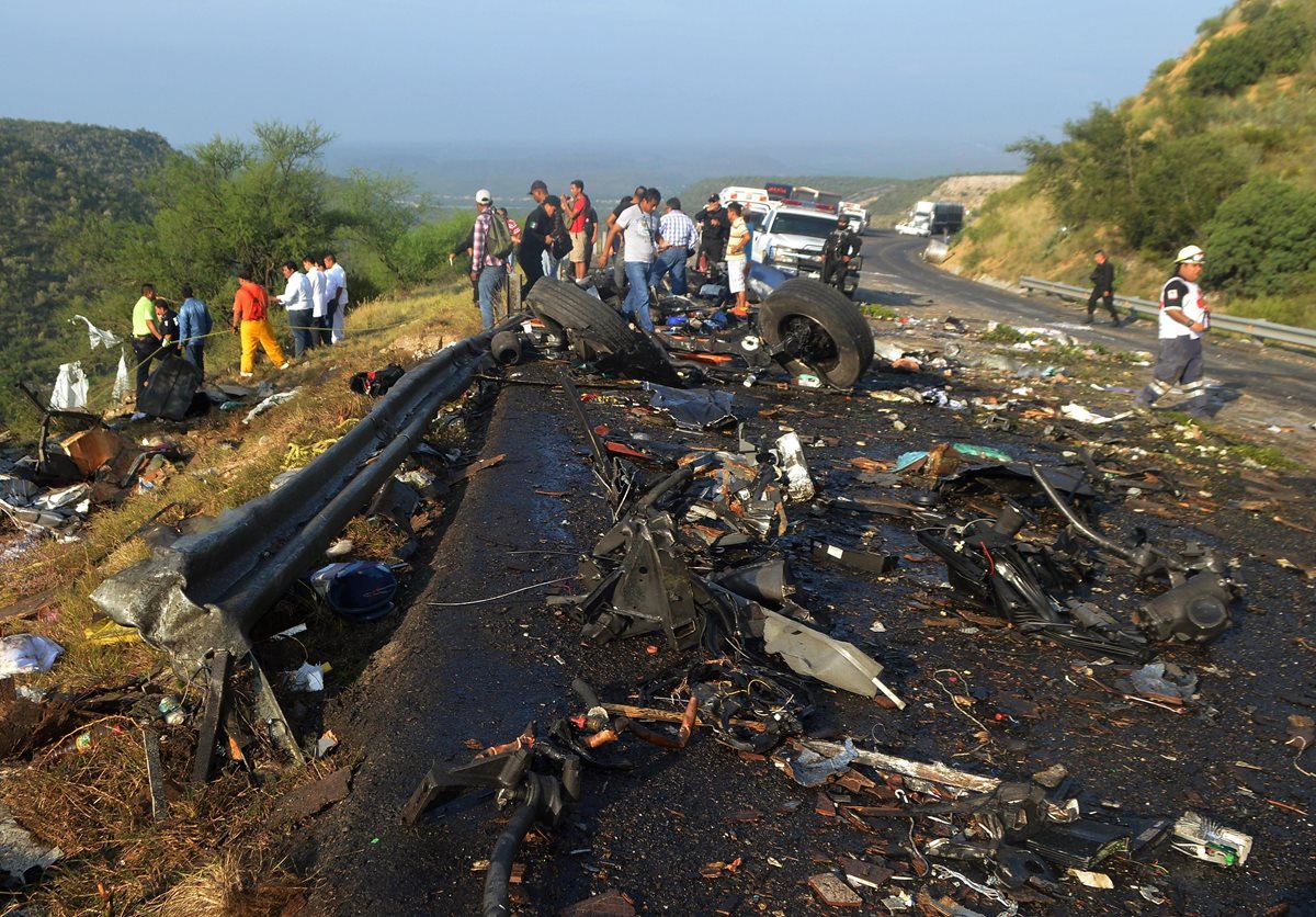 La cifra de muertos podría aumentar, dijeron autoridades. (Foto Prensa Libre: EFE)