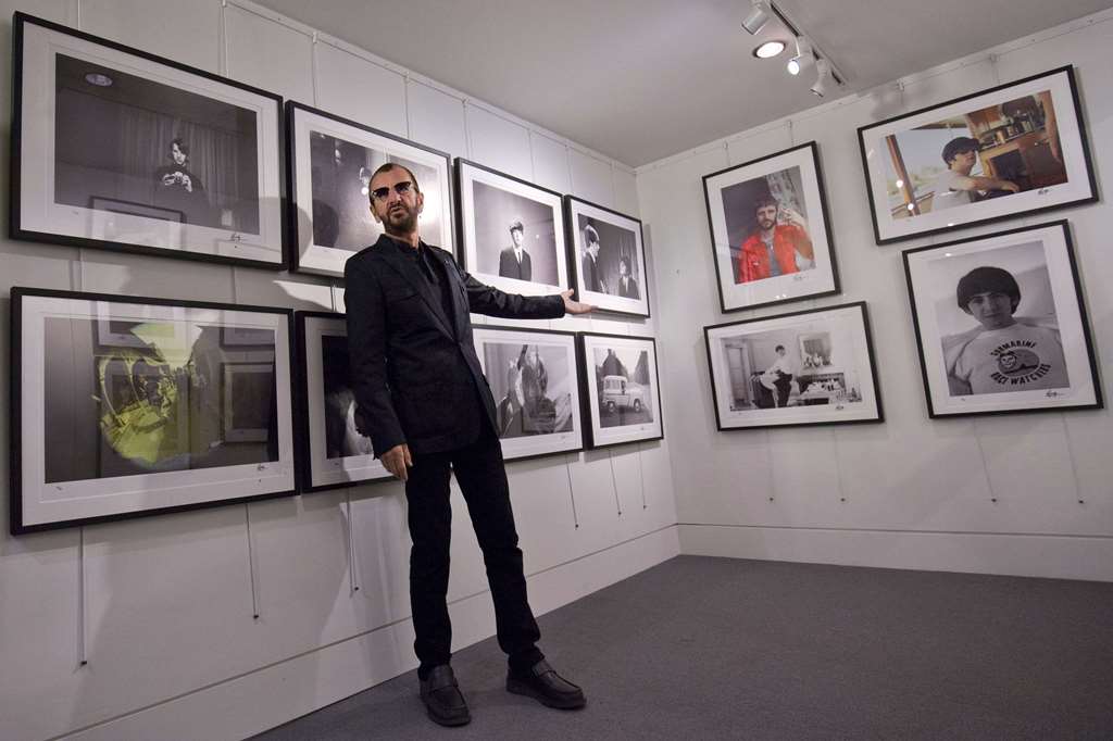 Ringo Starr exhibe una serie de fotos exclusivas en la National Portrait Gallery de Londres. (Foto Prensa Libre: AFP)