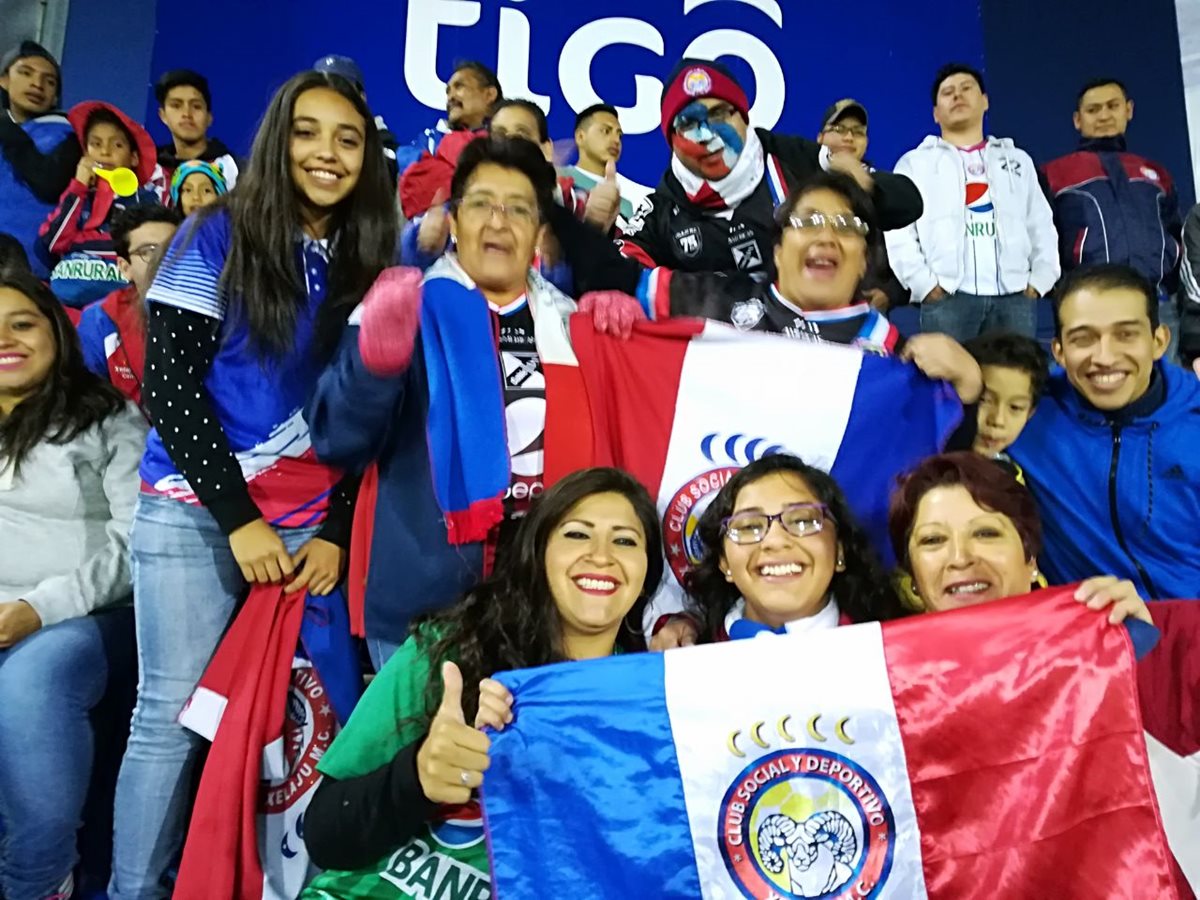 La afición quetzalteca acudió al llamado de su equipo.