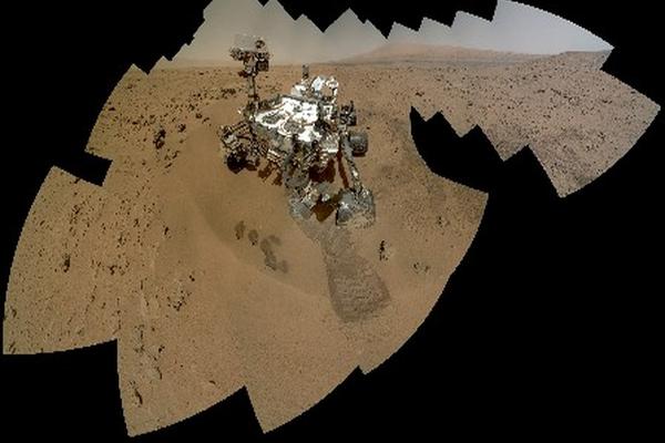 Después de Año Nuevo, el Curiosity tendrá que encontrar la roca perfecta para perforar. (Foto Prensa Libre: AP)