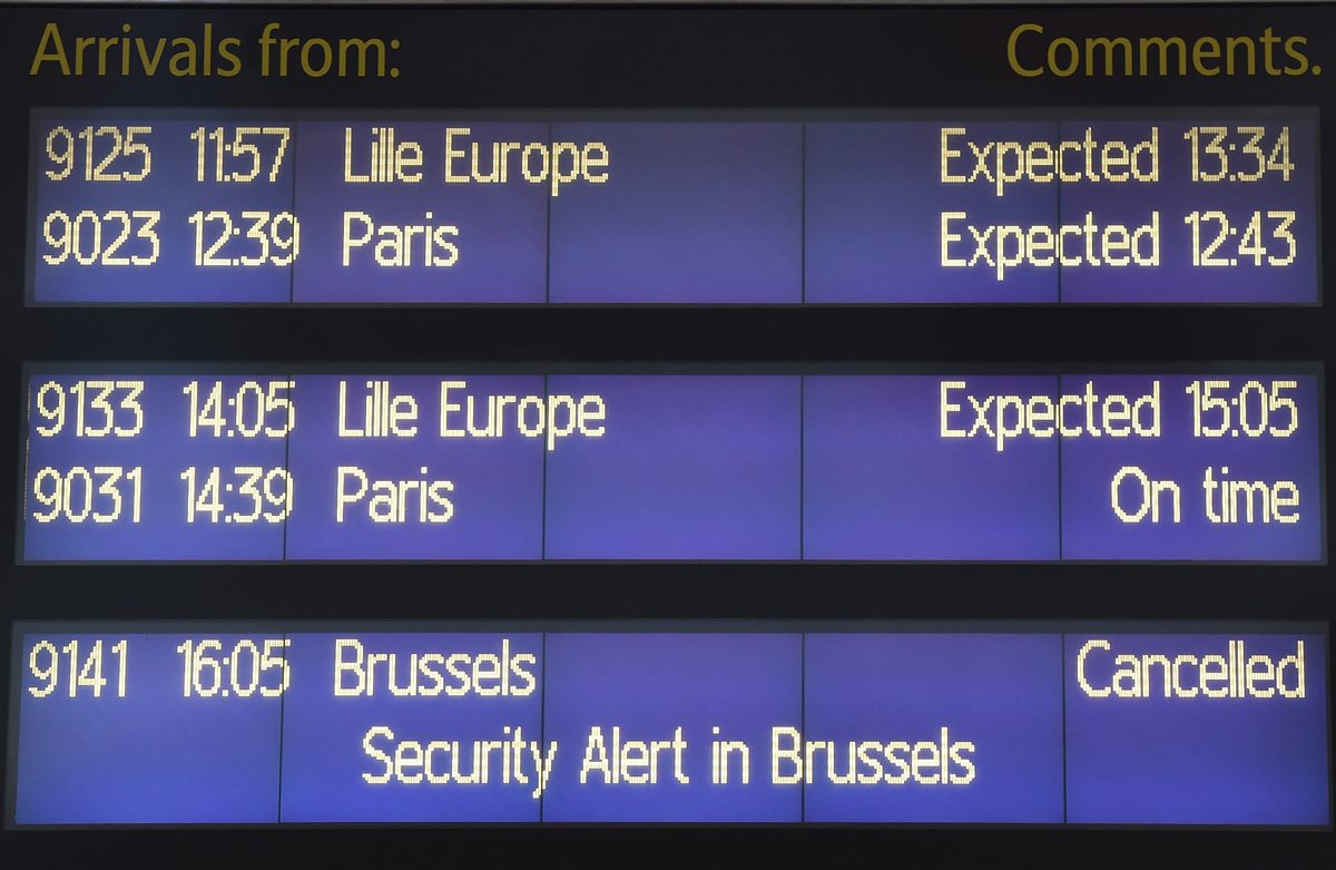 Después del atentado en el aeropuerto de Bruselas, este permanece cerrado. (Foto Prensa Libre: EFE)