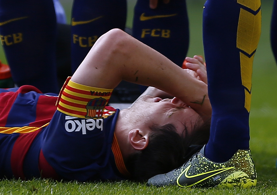 Leo Messi es una de las bajas más sensibles del Barcelona tras su lesión en el juego ante Las Palmas. (Foto Prensa Libre: AP)