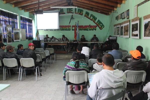 Conferencia de prensa ofrecieron miembros de los 48 cantones de Totonicapán, a causa de los ataques en su contra.