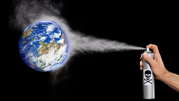Las moléculas de los clorofluorocarbonos ascienden hasta la atmósfera donde se deshacen y se libera el flúor que destroza la capa de ozono. (GETTY IMAGES)