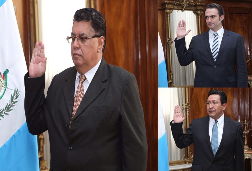 Pablo Ramírez, Eligio Sic y Acisclo Valladares, fueron juramentados a puerta cerrada por el Presidente Otto Pérez Molina. (Foto Prensa Libre: Presidencia)