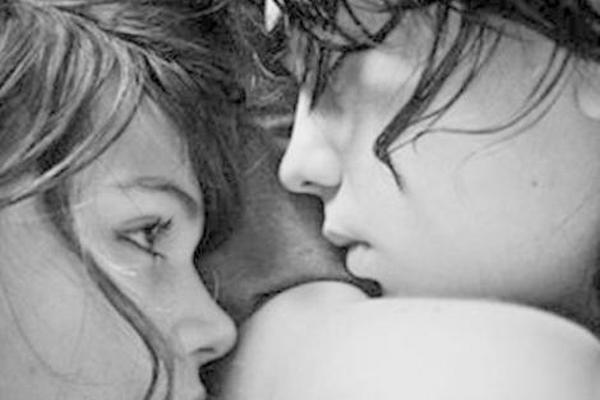 Un estudio afirma que las lesbianas disfrutan mejor de la intimidad