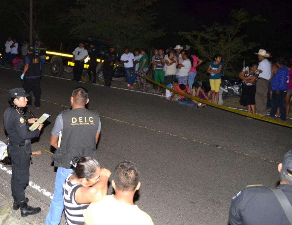 Lugar donde murió baleada la joven estudiante en El Jícaro, El Progreso. (Foto Prensa Libre: Víctor Gómez).