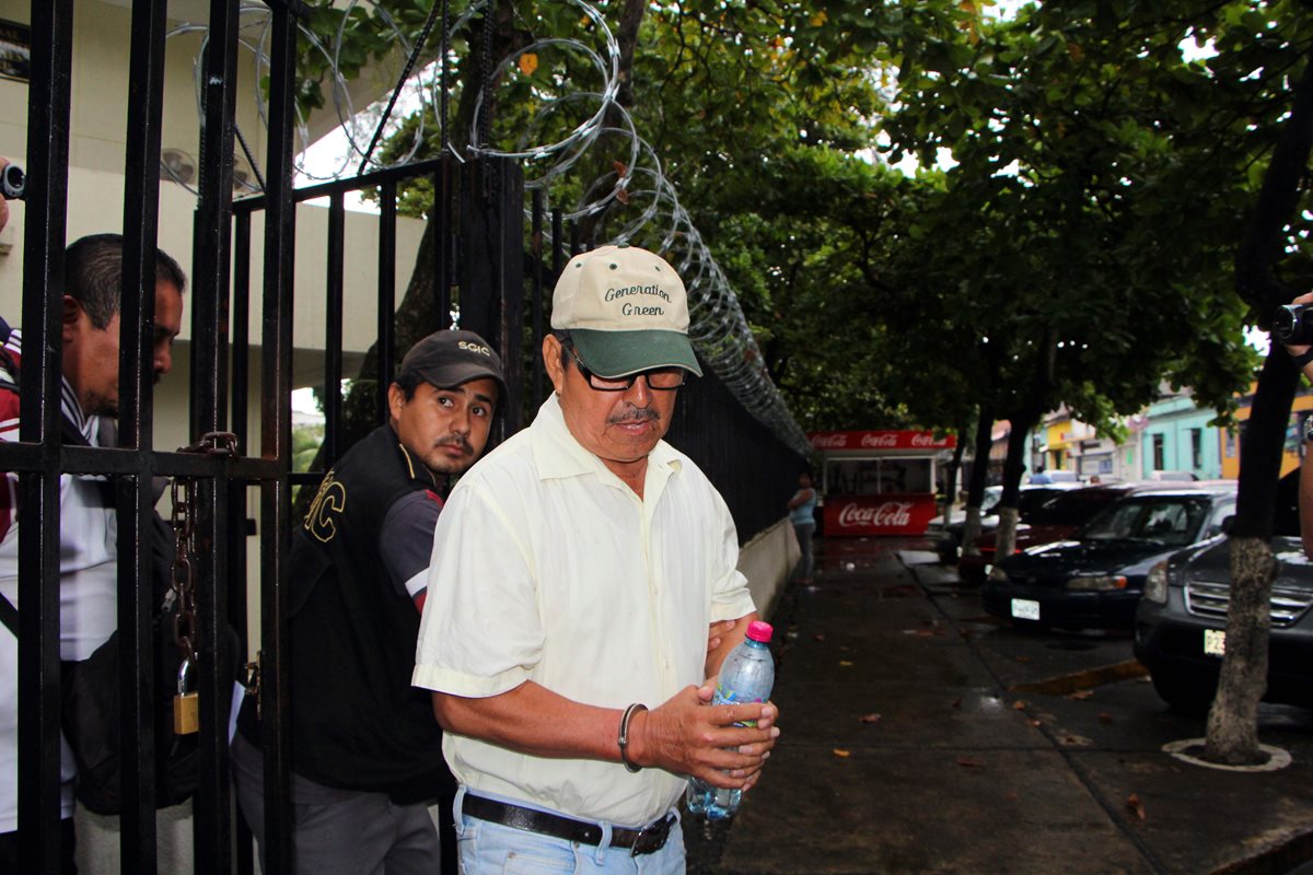 Jonás Israel Vásquez fue capturado en Retalhuleu, sindicado de extorsión. (Foto Prensa Libre)