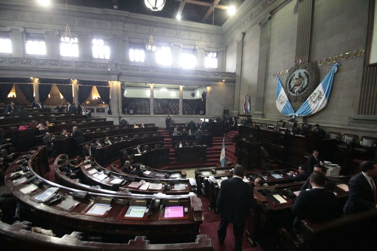 Congreso aprueba en primera lectura Presupuesto 2016. (Foto Prensa Libre: Erick Ávila)