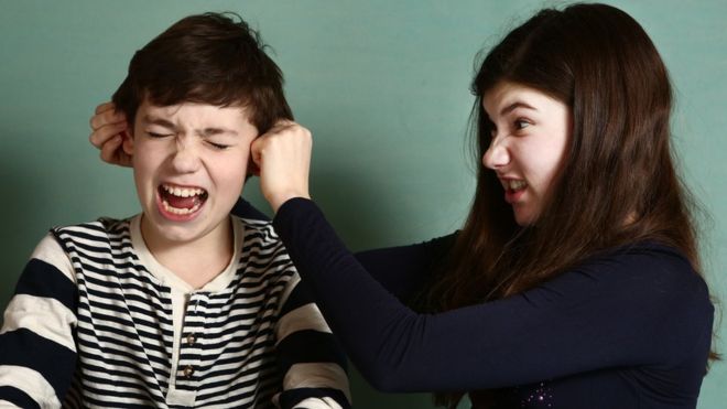 Por qué la rivalidad y las peleas entre hermanos pueden tener ventajas para tu vida adulta