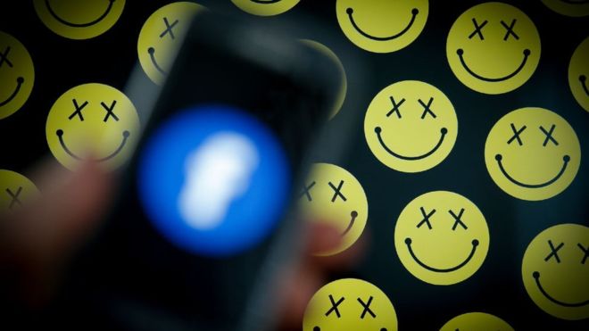 ¿Es posible tratar síntomas depresivos a través de Facebook? GETTY IMAGES