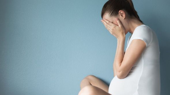 De acuerdo con el estudio del King's College de Londres, los bebés y las mujeres que sufrieron depresión durante el embarazo son más sensibles al estrés. GETTY IMAGES